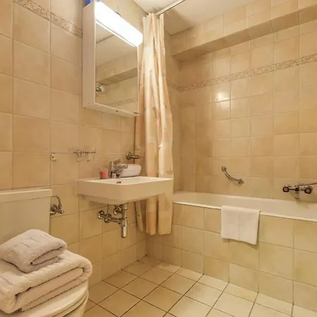 1 Bedroom By Skilift Indoor Garage Balcony La Tzoumaz